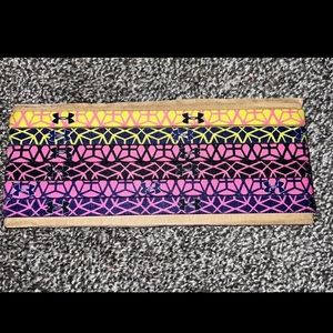 6 Under Armour Thin Headbands‎